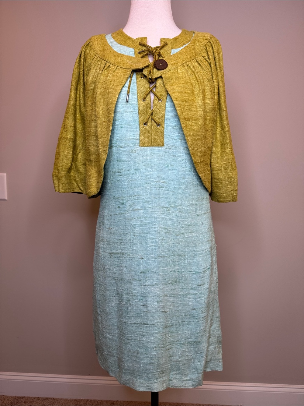 Trina Turk Aqua and Mustard Two-Piece Dress with Capelet Size 6/Small